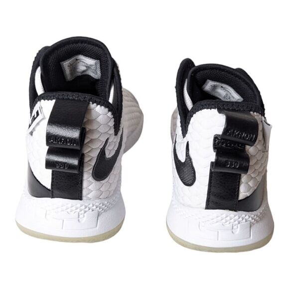 NIKE LeBron Witness 3 Premium 3 'Concord' Sneakers Size 9.5 - Picture 5 of 10